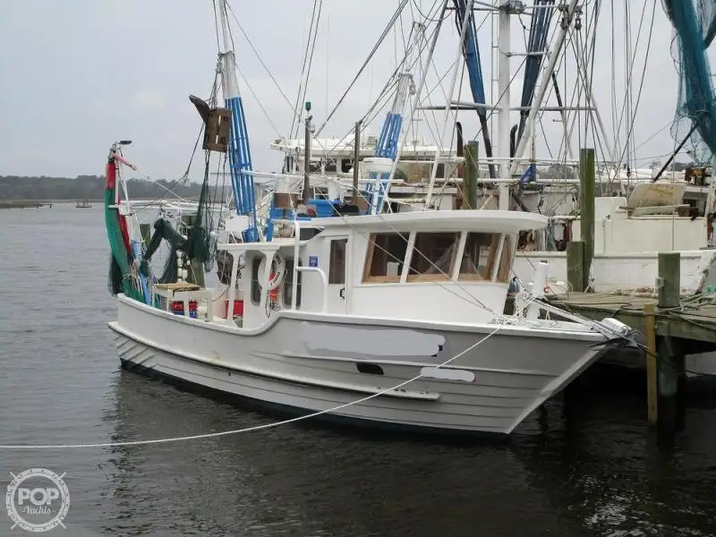 Navio de pesca de arrasto à venda