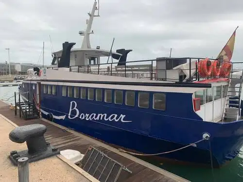 Navio de transporte de passageiros (Ferry) à venda