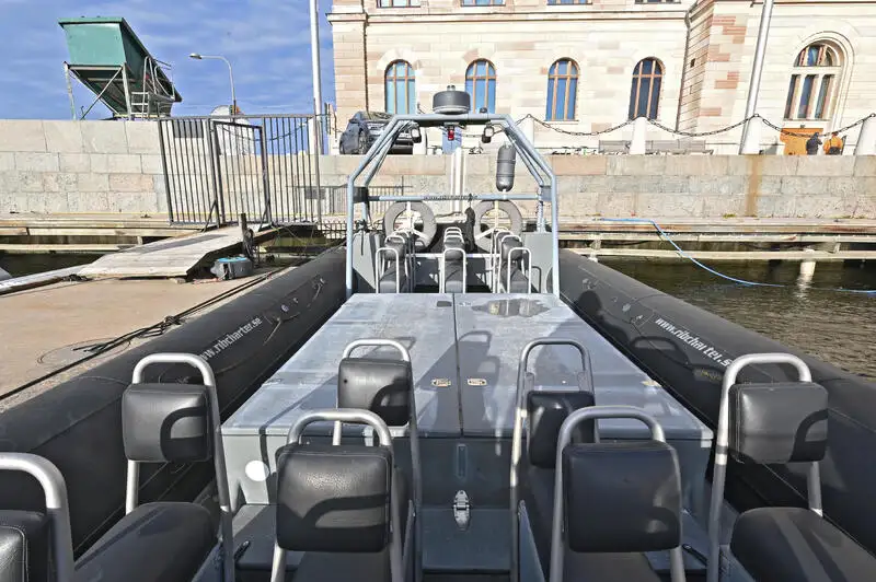 Bote inflável rígido à venda