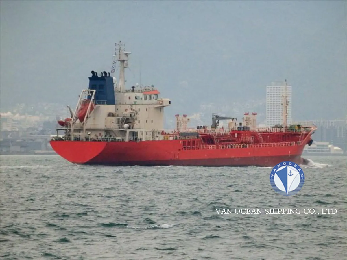 Navio-tanque de óleo/produtos químicos à venda