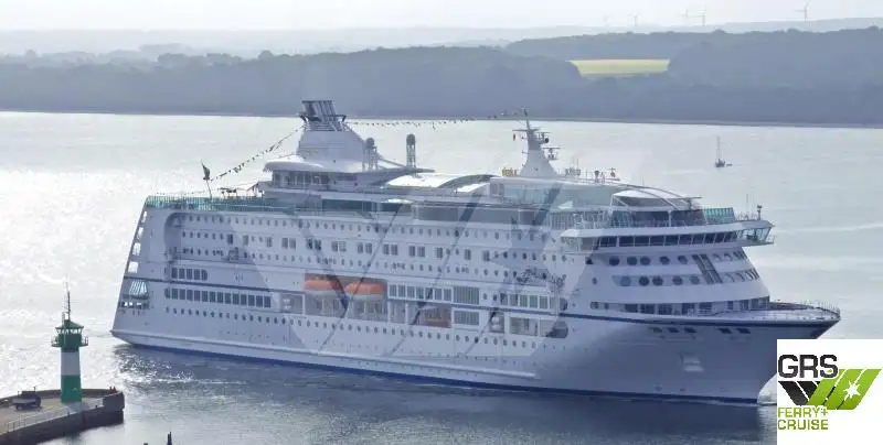 Navio de cruzeiro à venda