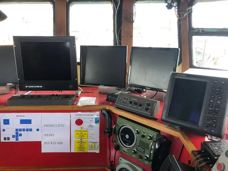 Navio de pesca de arrasto à venda