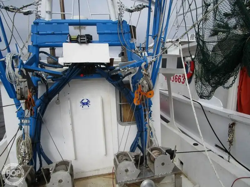 Navio de pesca de arrasto à venda