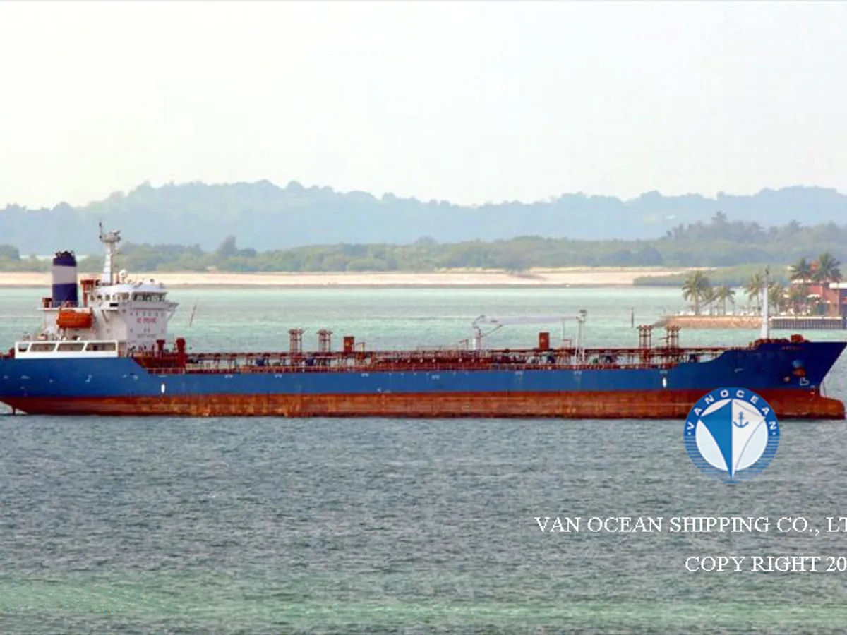 Navio-tanque de óleo/produtos químicos à venda