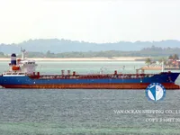 Navio-tanque de óleo/produtos químicos à venda