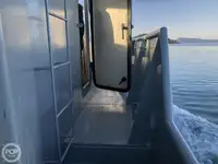 Navio de abastecimento à venda