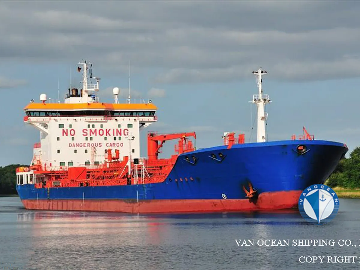 Navio-tanque de óleo/produtos químicos à venda