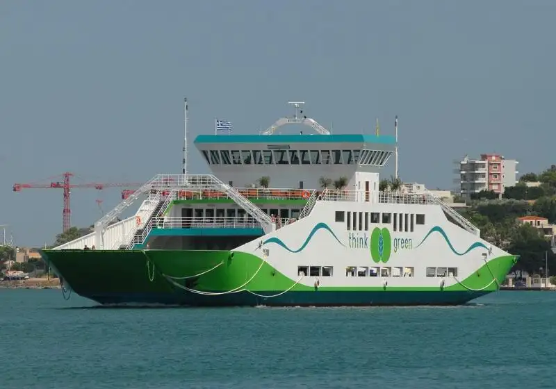 Navio de transporte de passageiros (Ferry) à venda