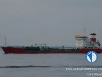 Navio-tanque de óleo/produtos químicos à venda