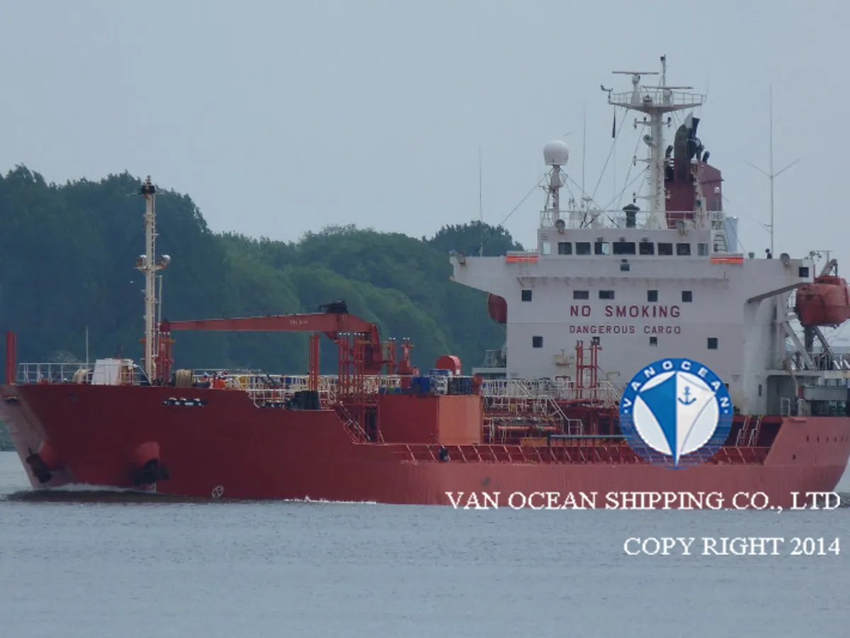 Navio-tanque de óleo/produtos químicos à venda