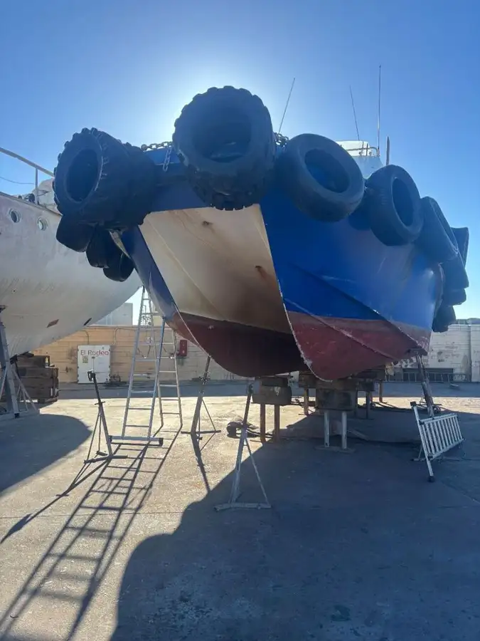 Barcos de trabalho à venda
