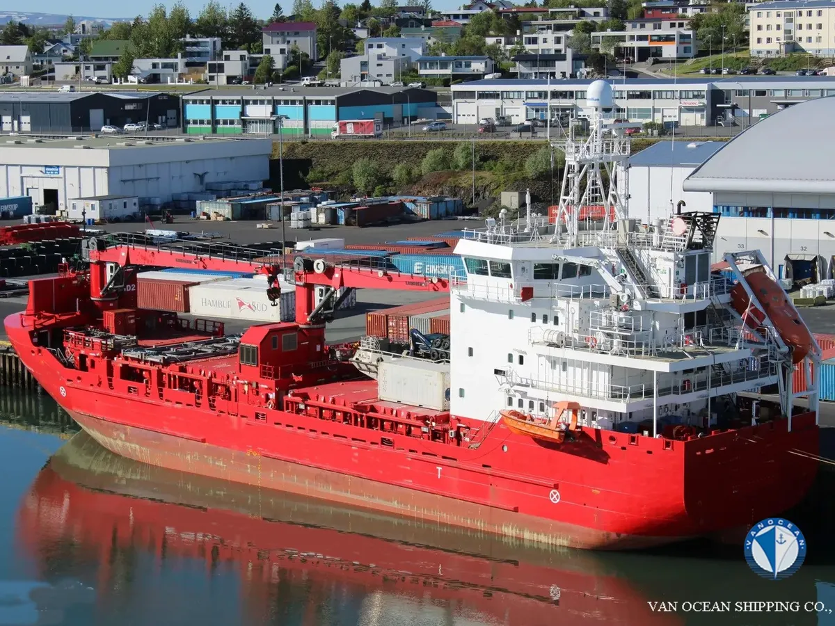 Navio frigorífico à venda