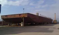 Barcaça à venda