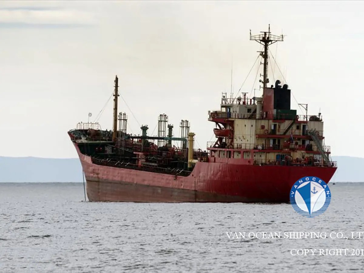 Navio-tanque de óleo/produtos químicos à venda