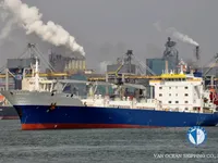 Navio frigorífico à venda