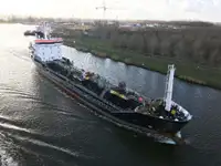 Oil/Chemical tanker à venda