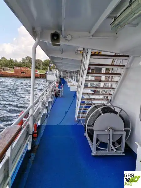 Navio de cruzeiro à venda