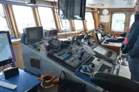 Navio porta-contêineres à venda