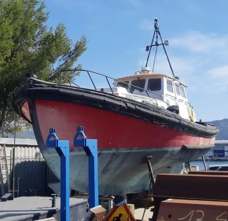 Barco piloto à venda