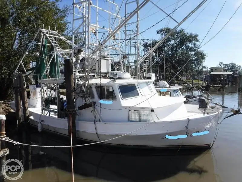 Navio de pesca de arrasto à venda