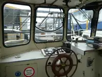 Navio de patrulha à venda