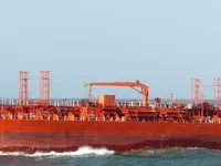 Navio-tanque de óleo/produtos químicos à venda