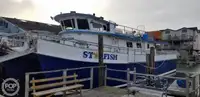 Catamarã à venda