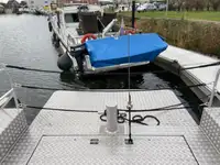 Navio de resgate à venda