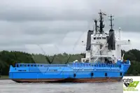 Navio de abastecimento à venda