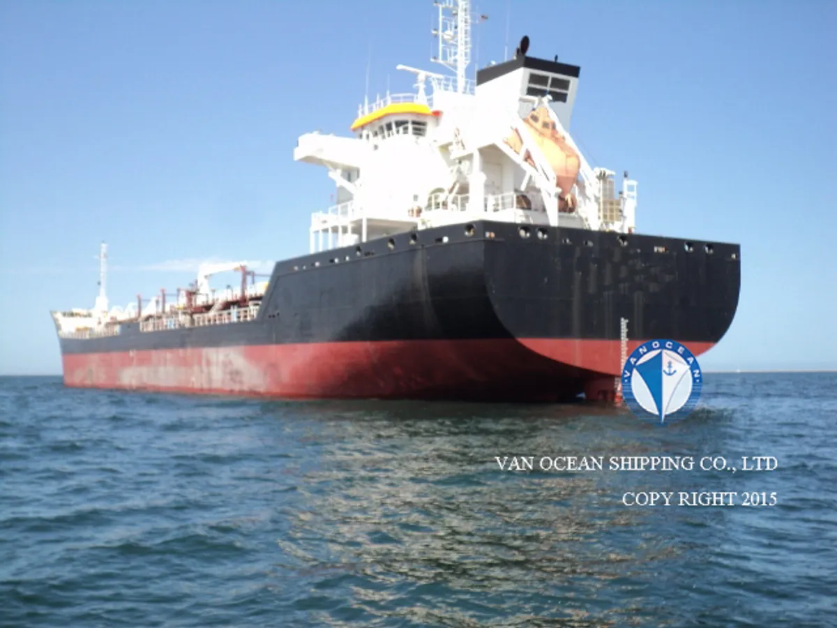 Navio-tanque de óleo/produtos químicos à venda