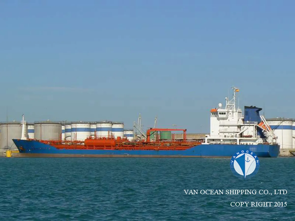 Navio-tanque de óleo/produtos químicos à venda