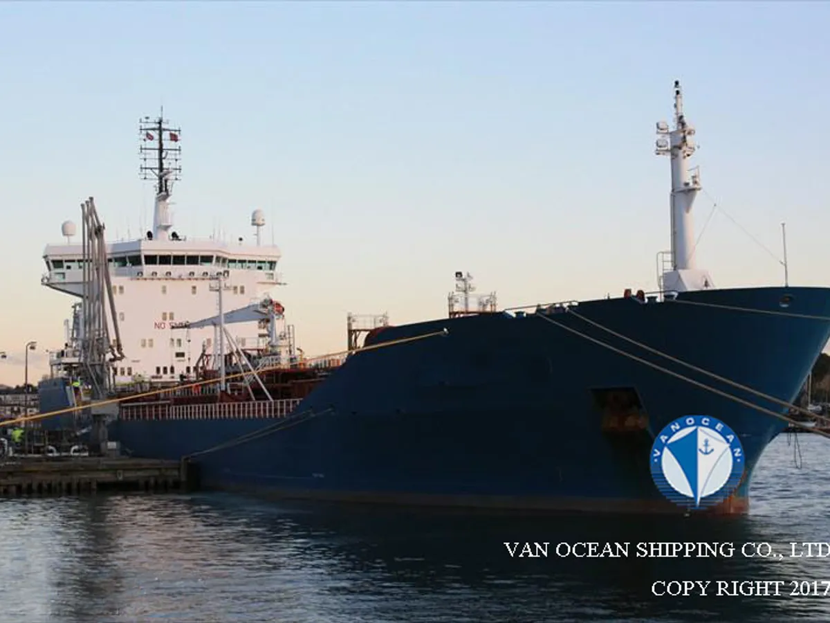 Navio-tanque de óleo/produtos químicos à venda