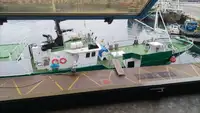Navio de pesca de arrasto à venda
