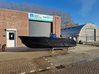 Navio porta-contêineres à venda