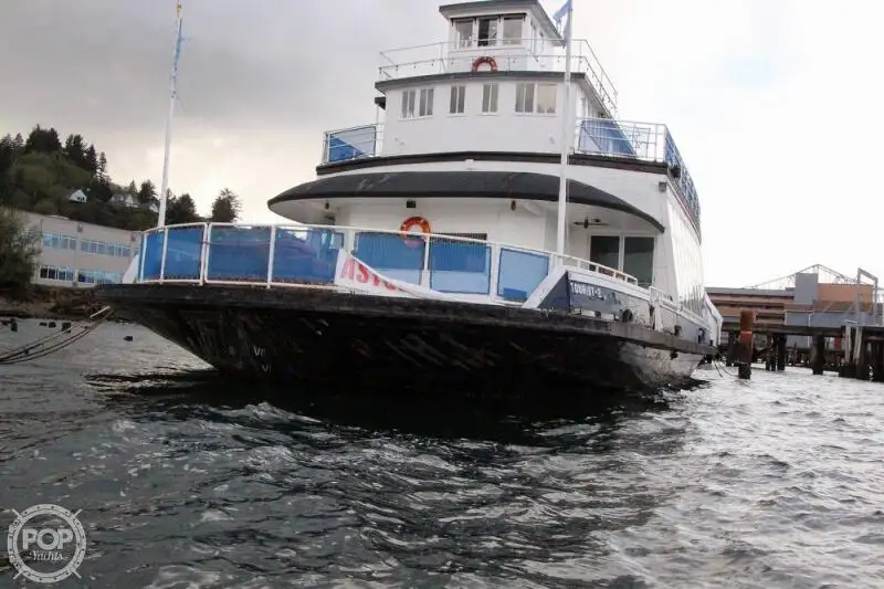 Navio de transporte de passageiros (Ferry) à venda
