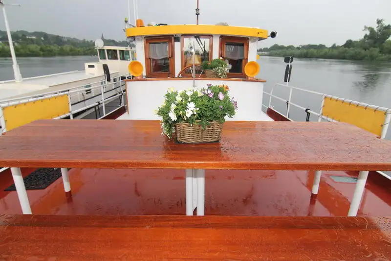 Navio de cruzeiro à venda