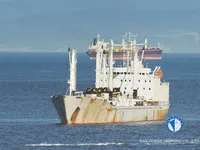 Navio frigorífico à venda