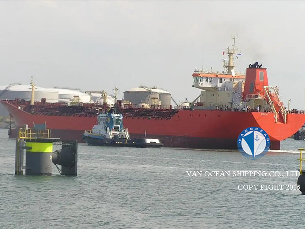 Navio-tanque de óleo/produtos químicos à venda