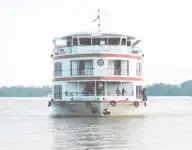 Navio de cruzeiro à venda