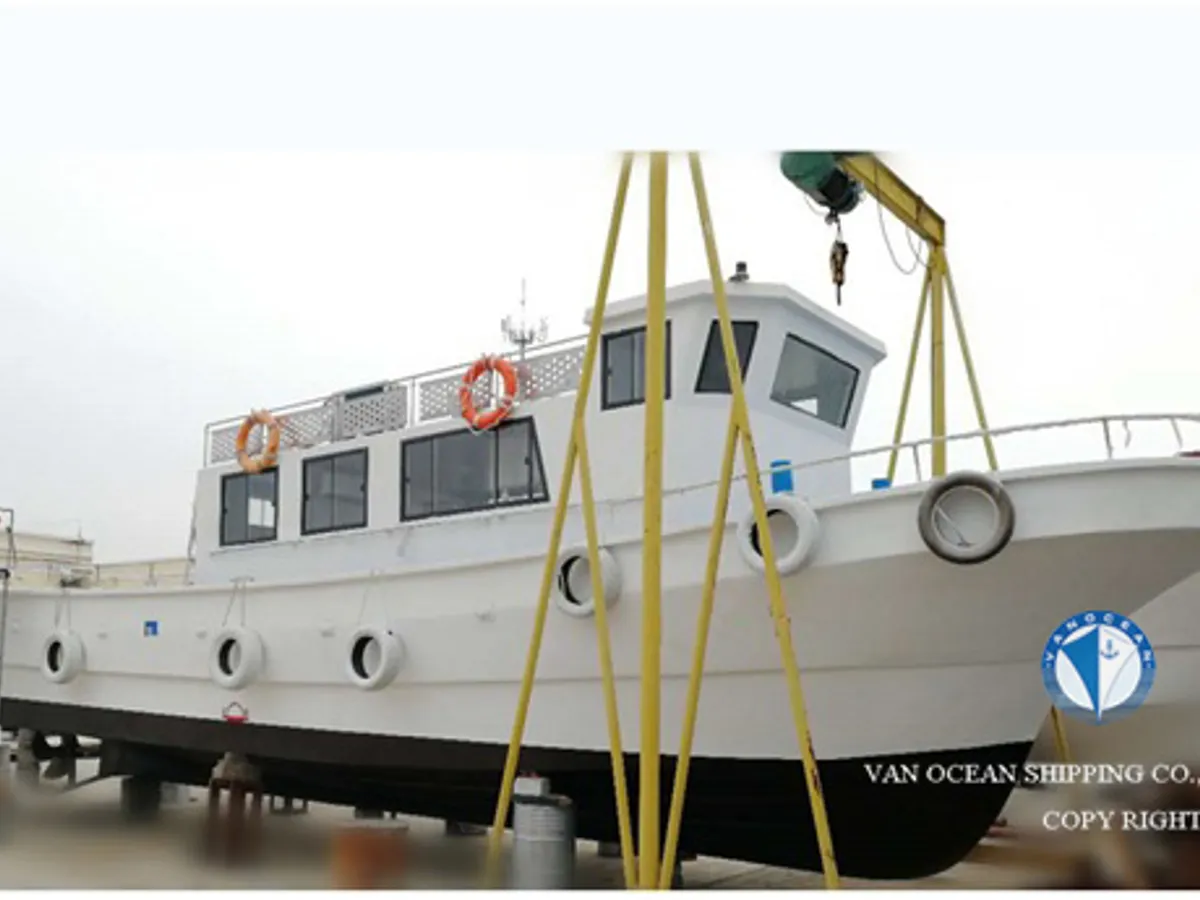 Navio de pesca de arrasto à venda