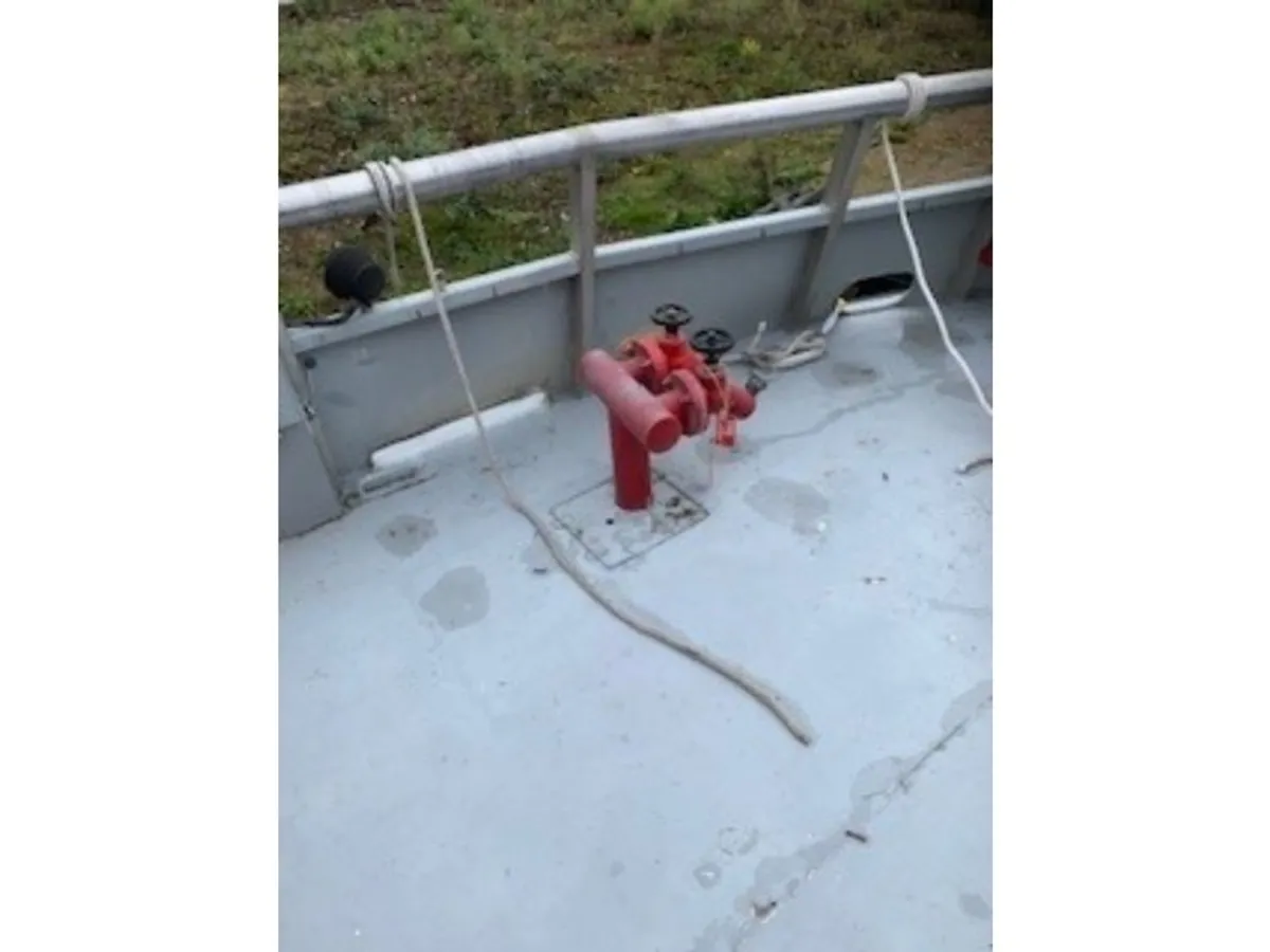 Barcos de trabalho à venda