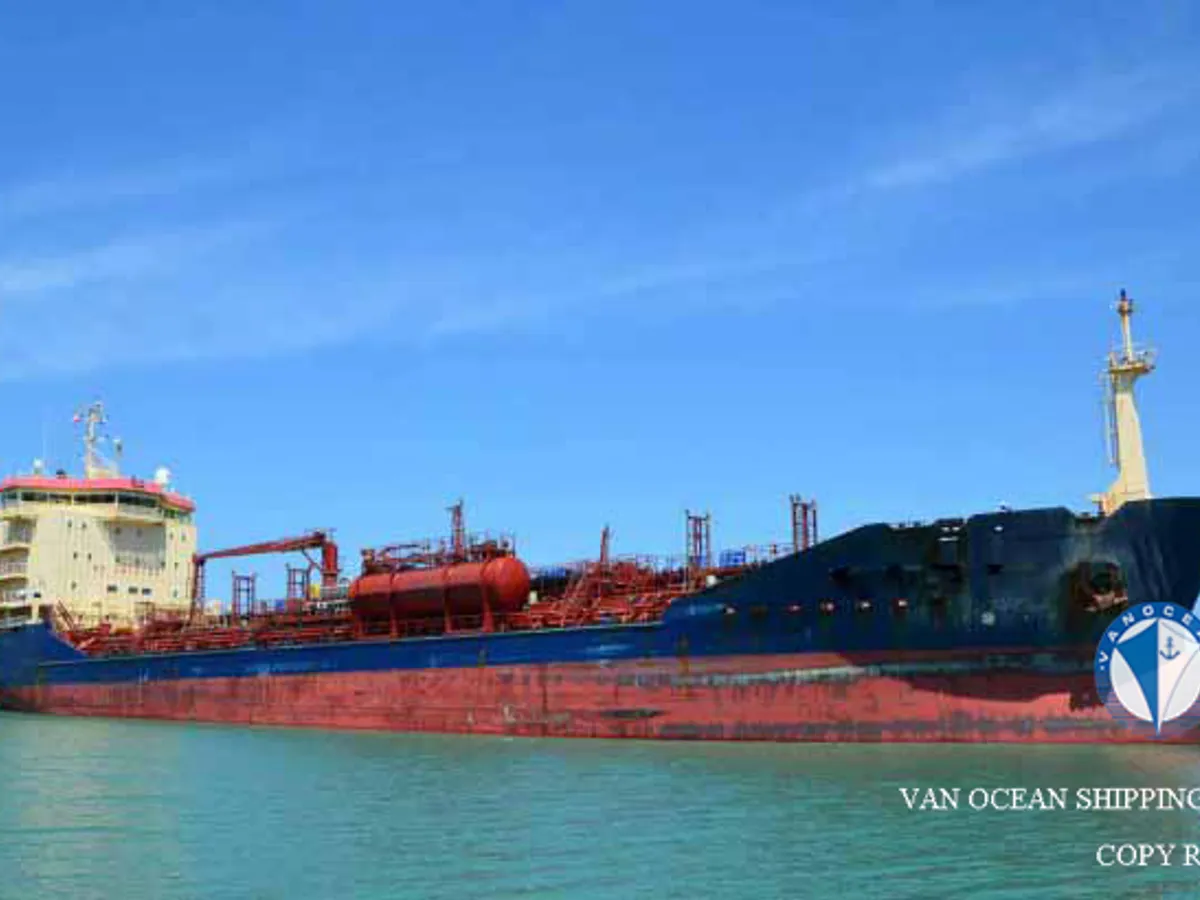 Navio-tanque de óleo/produtos químicos à venda