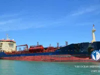 Navio-tanque de óleo/produtos químicos à venda