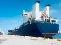 Oil/Chemical tanker à venda