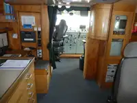 Navio de pesquisa à venda