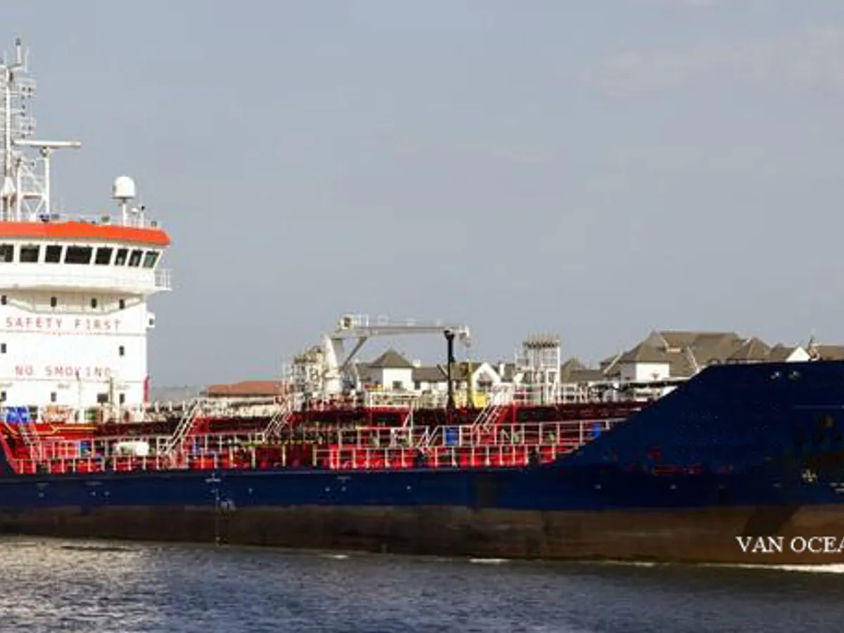 Navio-tanque de óleo/produtos químicos à venda