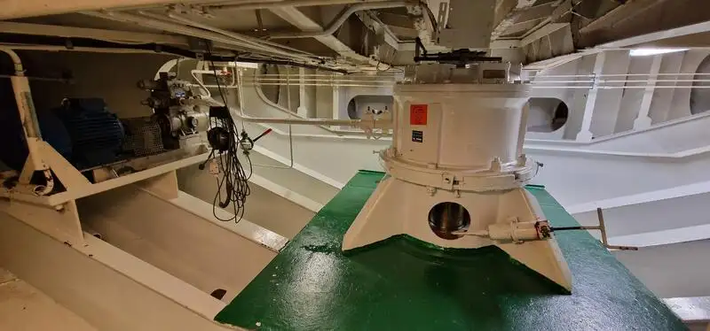 Navio-tanque de combustível à venda