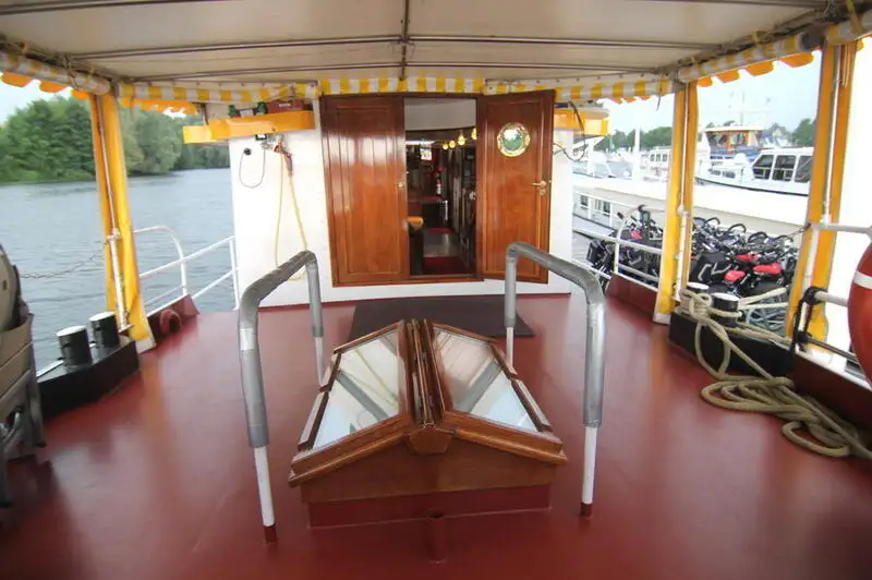 Navio de cruzeiro à venda