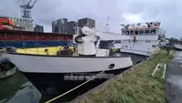 Navio de abastecimento à venda