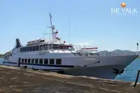 Navio de passageiros à venda